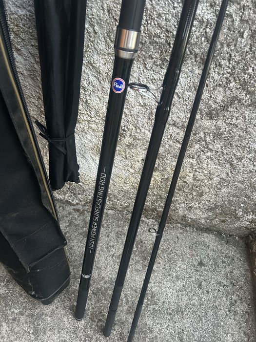 Conjunto cana de pesca Vega surfcasting mar com carreto