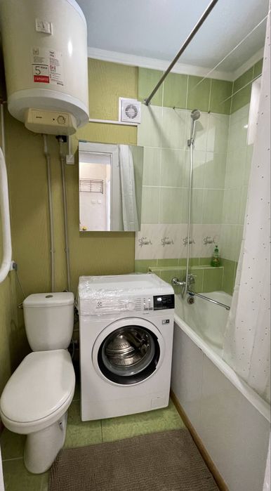 Свіжак! 1-к Красный Камень - Комунар | вільна