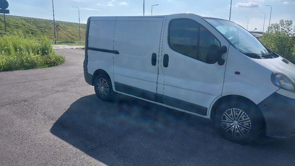 Opel viavaro 1.9 diesel