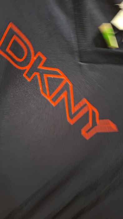 swetr dkny L stan bardzo dobry wymiary na zdjęciach