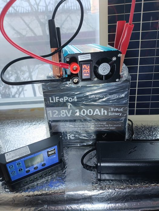 Акумулятор  LIF Po 4  100 A(літій-залізо-фосфат) з зарядним пристроєм