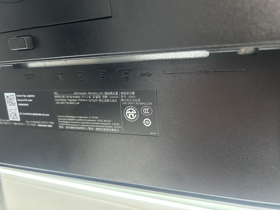 Monitor DELL  24’’ model U2415b regulowany stojak