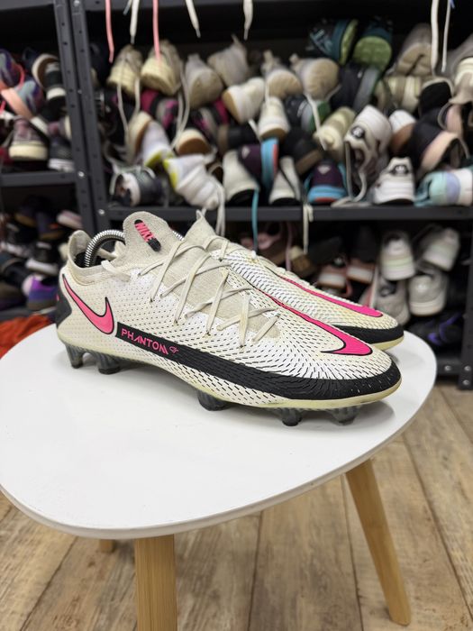 Оригінальні професійні футбольні бутси Nike Phantom GTELITE
