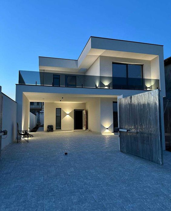 Новый современный дом в Совиньоне — премиум-класс у моря с бассейном!