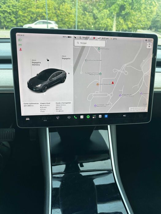 Tesla Model 3 — fotografia 11
