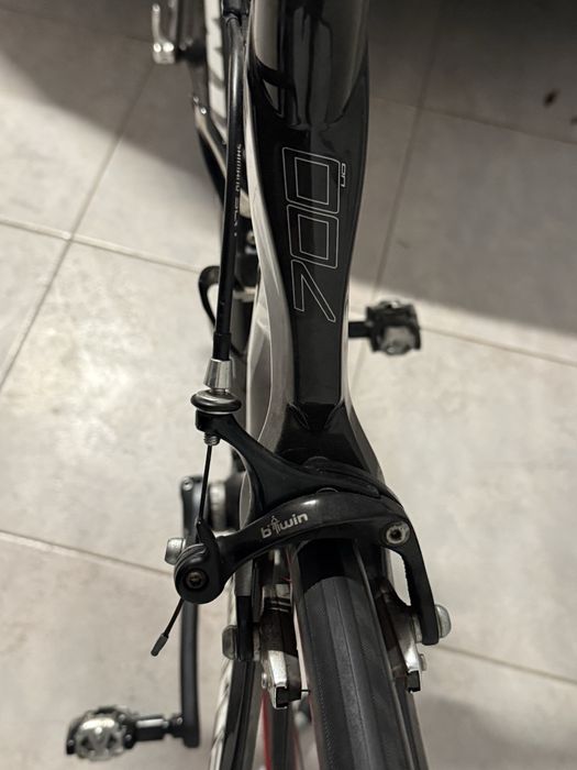 Bicicleta de Estrada BTWIN FC 700 em Cabono
