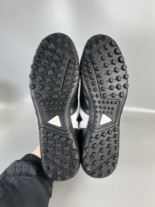 Футзалки сороканіжки Mizuno 40р