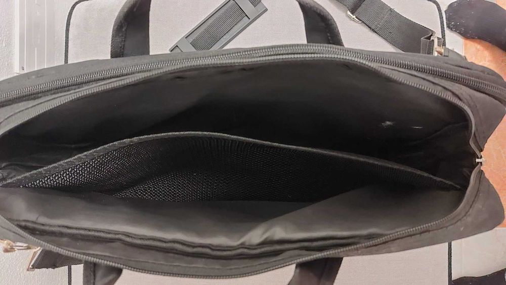 Vende-se Mala Computador Portátil