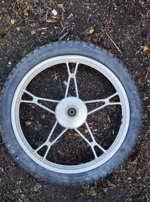 Переднє колесо альфа з покришкою