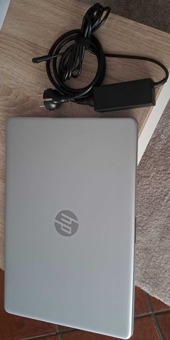 Portátil HP 15s-eq1009np