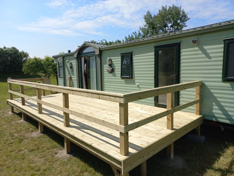 Taras drewniany , zadaszenie , garaz , poliweglan , pergola