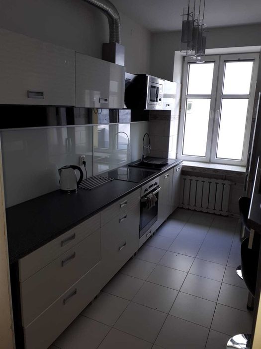 okazja centrum  ul Piotrkowska do wynajęcia M4  ok 90m2 z balkonem