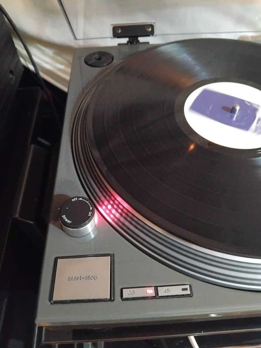 Gira-Discos (turnable) Technics SL 1210 MK II