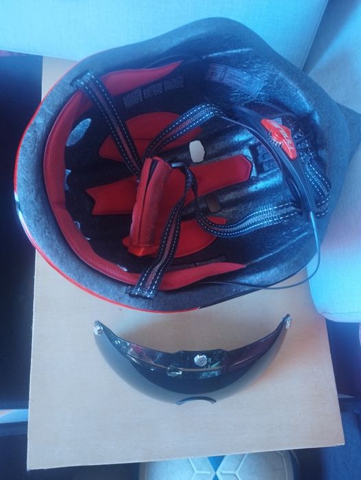 Capacete Aero com viseira