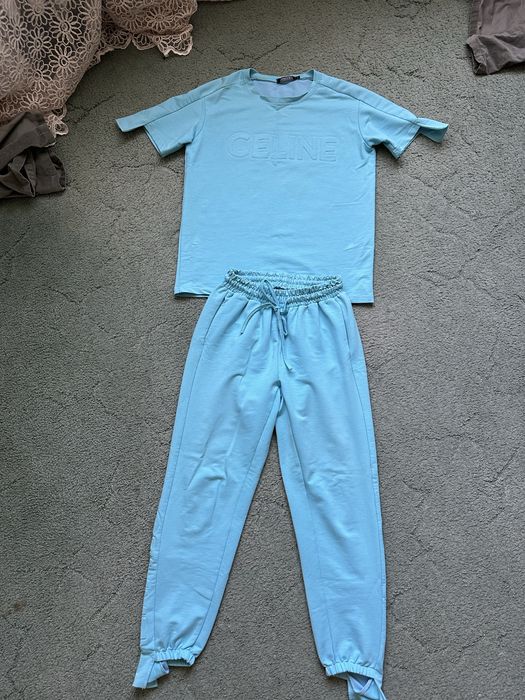 Костюм спортивний