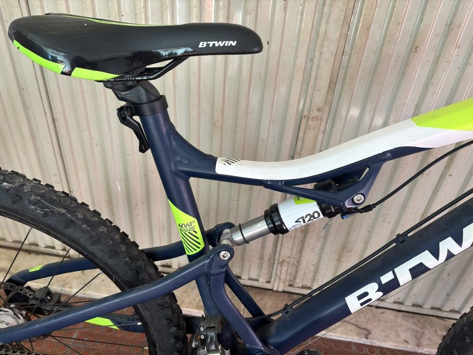 Bicicleta BTT B’TWIN Rockrider 520 S - Suspensão Total - Roda 27,5”