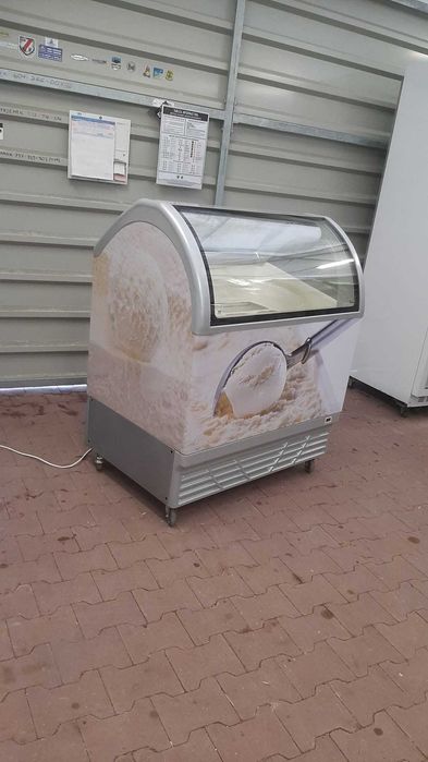 Konserwator lodów 7 i 9  kuweciarka lody JUKA M300Q zamrażarka witryna