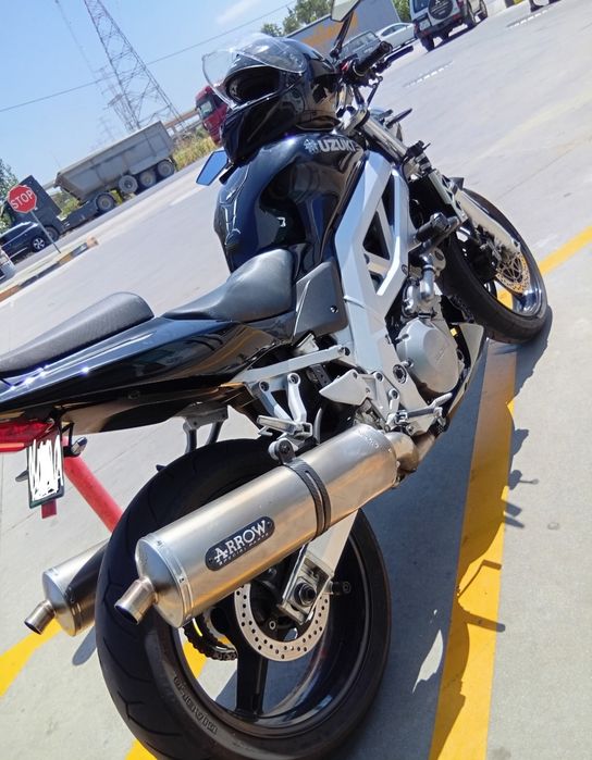 Vendo moto Suzuki sv1000n 2005 para peças