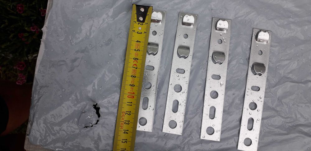 Kotwy do okien PCV montażowe