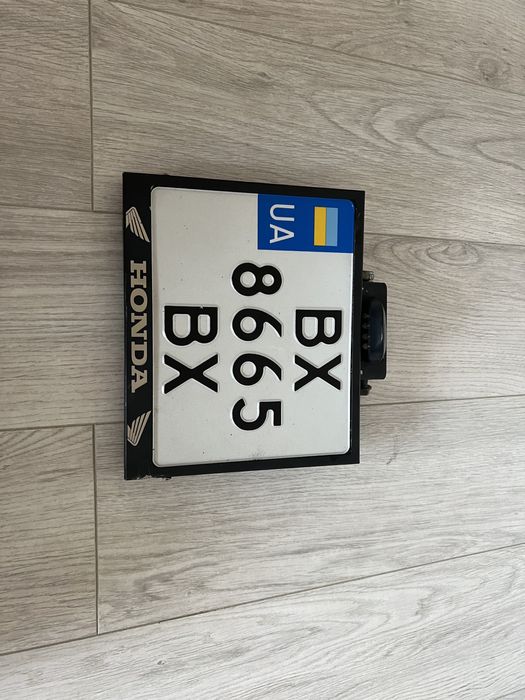 Рамка номера Honda с номером