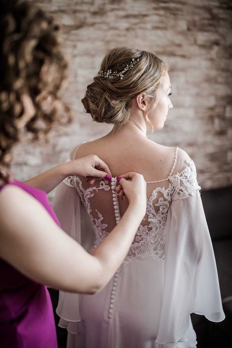 Suknia ślubna S 36 biała