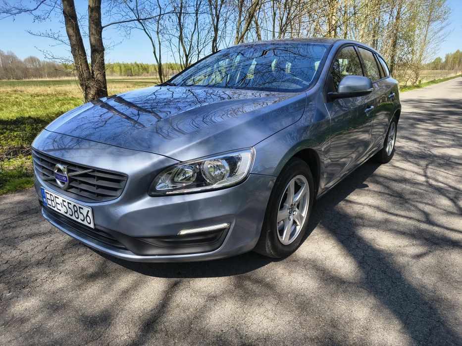 Volvo V60 1.5 benzyna 152km 173tys przebieg oryginał bezwypadek super stan zadbany warto