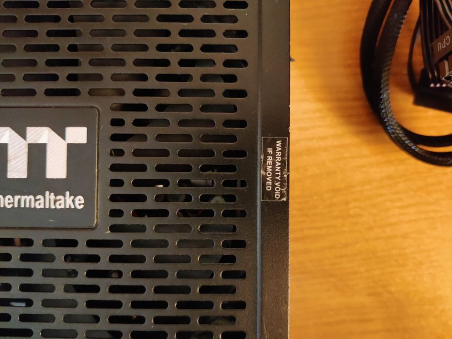 Thermaltake Toughpower GF 650W Gold на пломбе, модульный БП