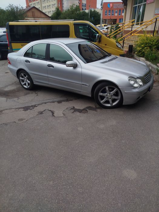 Продам Mercedes w203 с180
