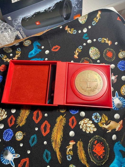 Учебный центр сварки КПИ ИЭС. 1935 - 1985 Настольная медаль