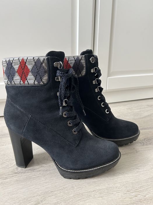 Granatowe botki Tommy Hilfiger