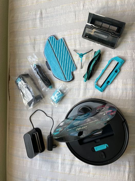 Aspirador robot da marca Cecotec, modelo Conga 3490 Elite