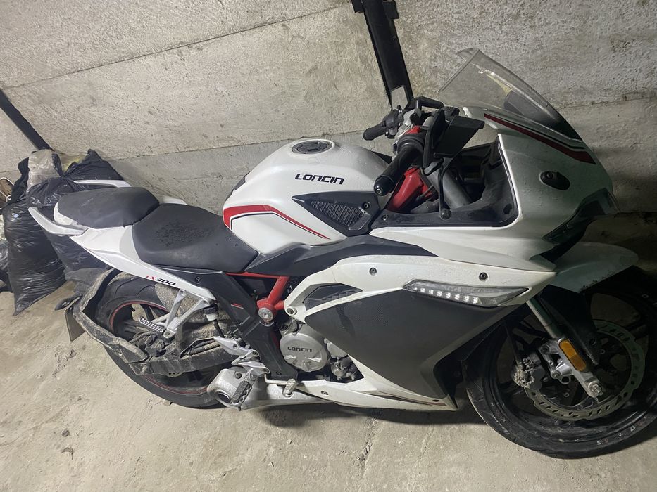 Продаю мото loncin 300 kb