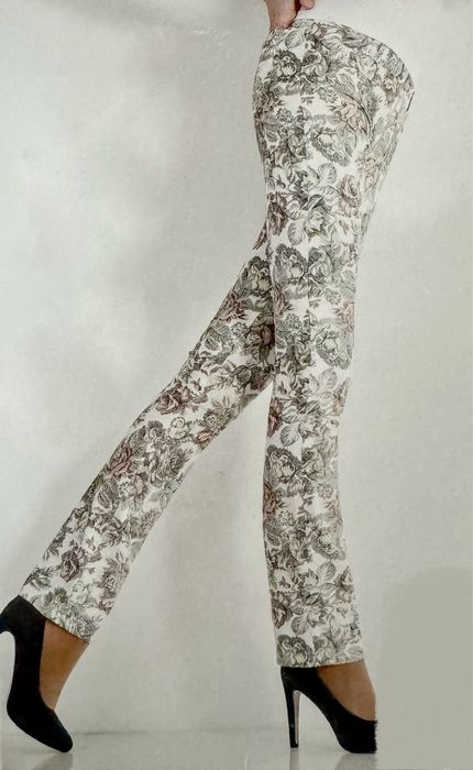 Брюки жіночі