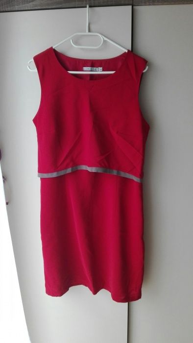 Quiosque, czerwona sukienka r. 40