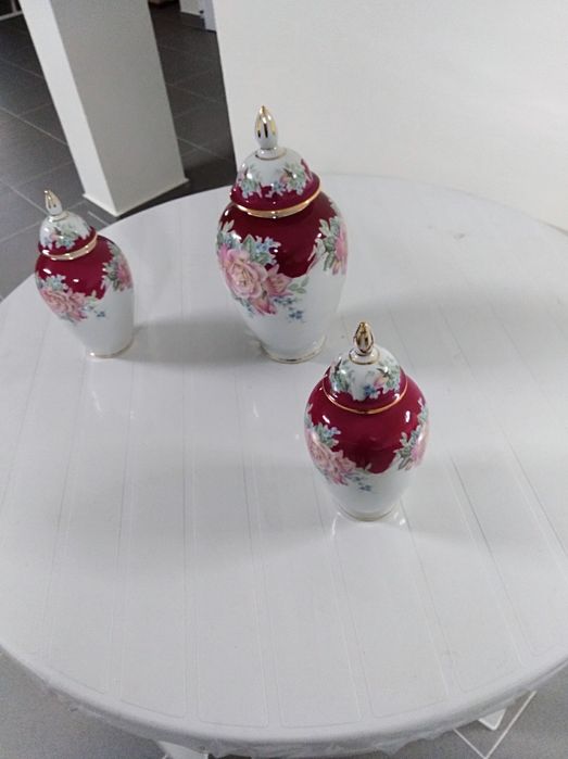 Porcelain Jars64585826155522122