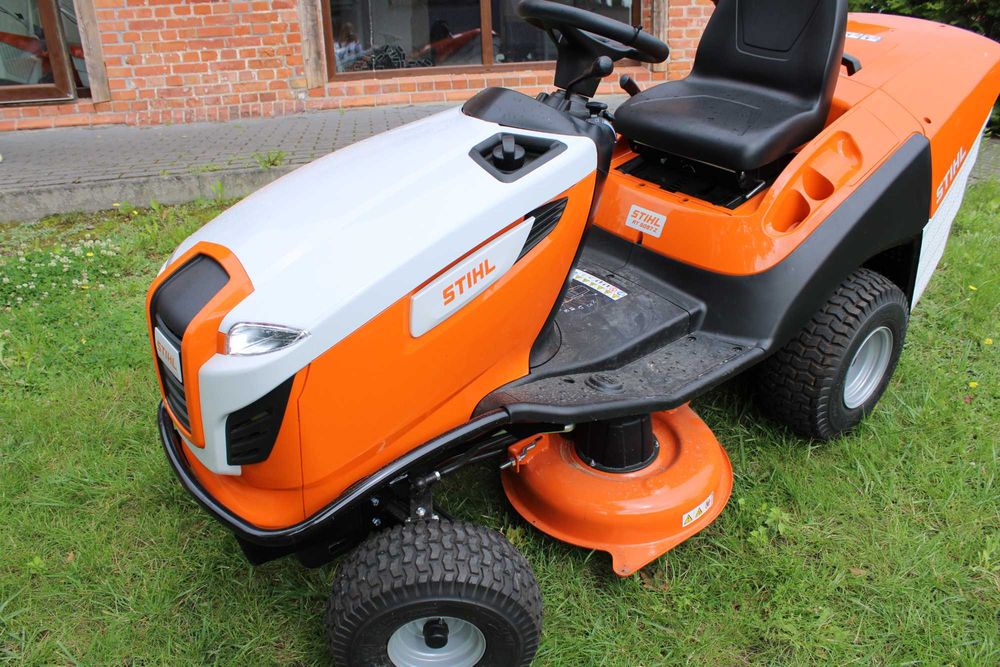 Kosiarka samojezdna ciągniczek STIHL RT5097.1Z, 6160-200-0024