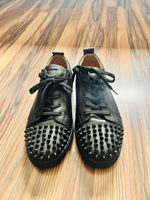 Christian Louboutin z cwiekami skora rozm. 43