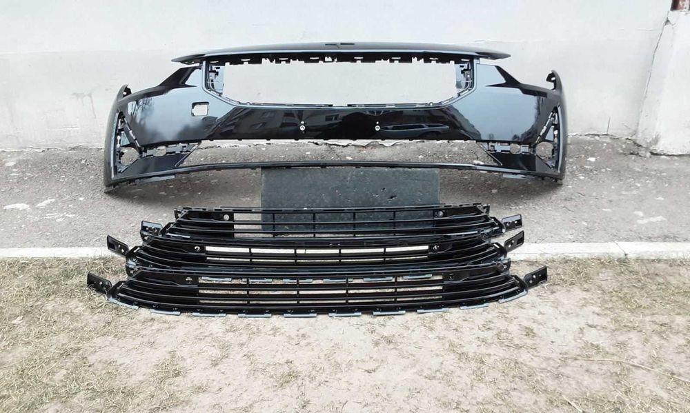 Polestar 2 решітка в бампер