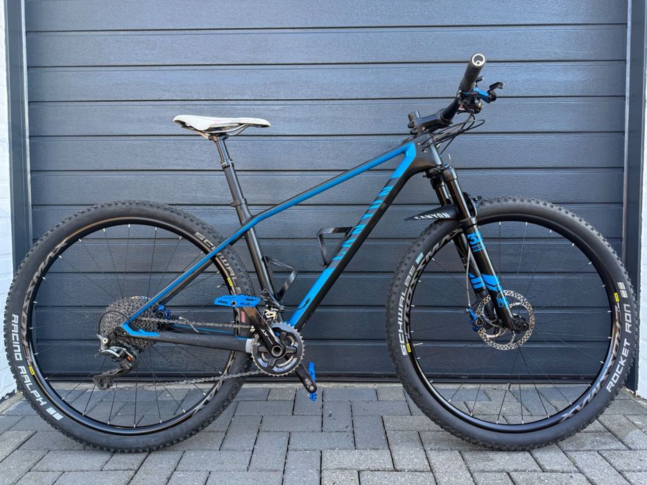 Canyon Exceed CF SL 8.0 Race Team, rama M, kola 29, Shimano XTR