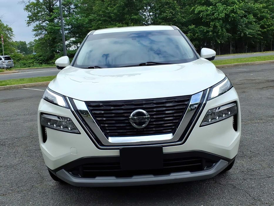 Nissan Rogue      2021