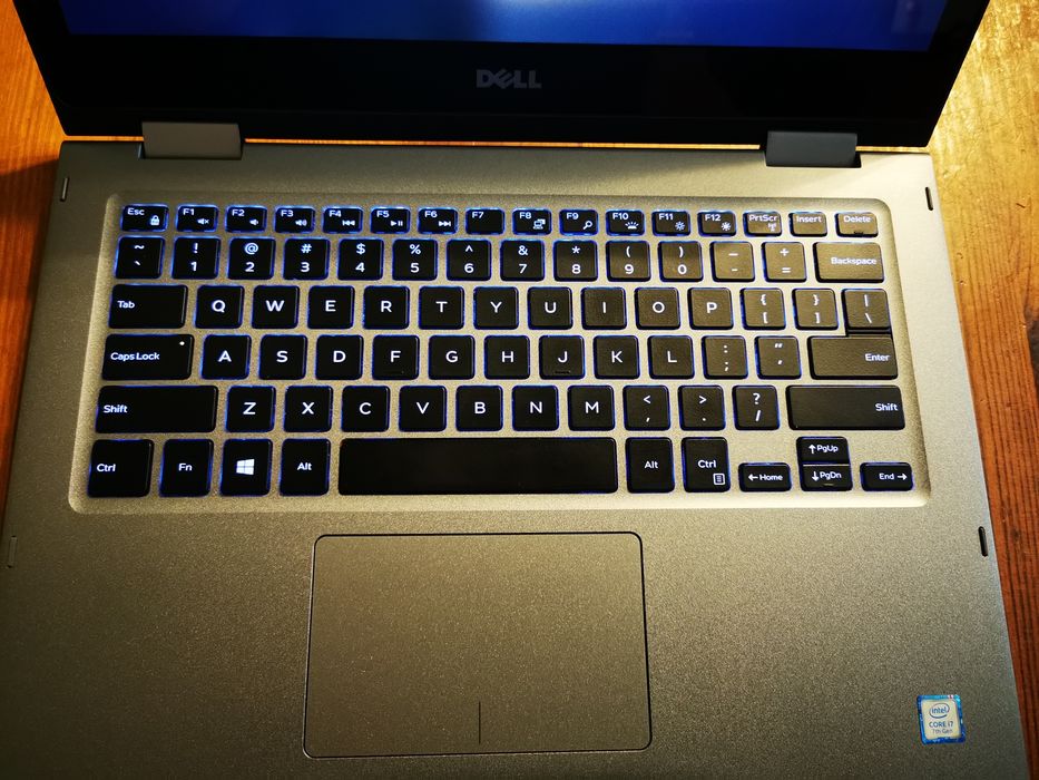 Dell Inspiron 13 laptop / tablet SSD Intel core i7 32gb ram