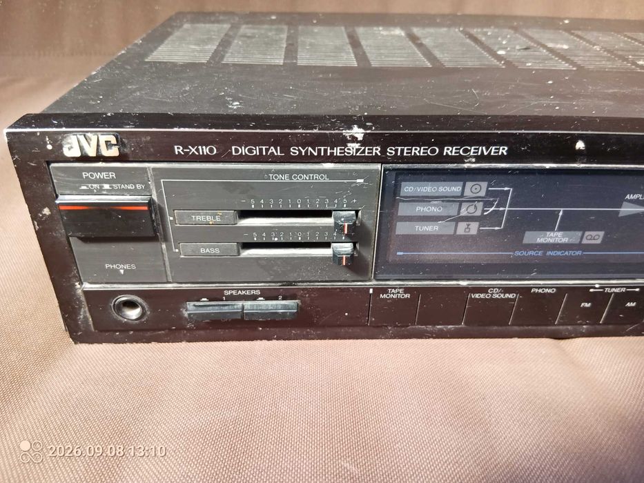 JVC RX-110 - amplituner stereo.