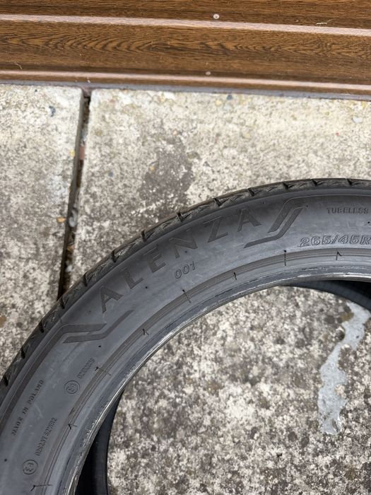Комплект літніх шин 265/45 R21   Bridgestone Alenza 001