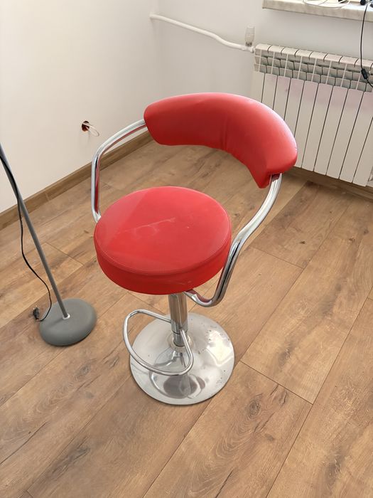 Hoker z regulacją wysokości