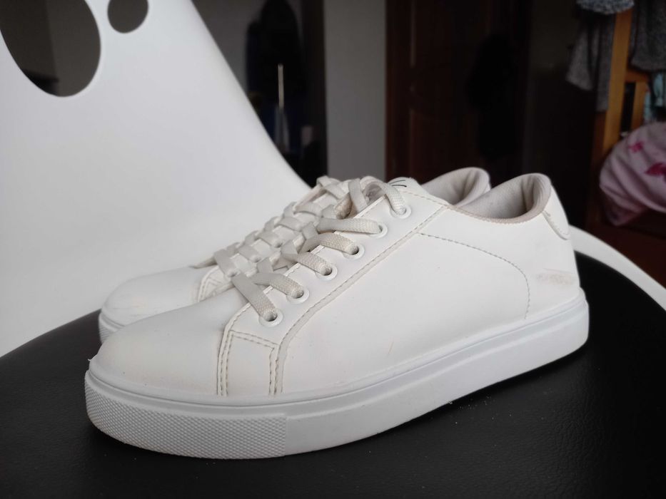 Легенькі зручні кеди, мокасини boohoo p.37