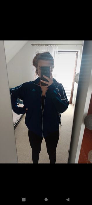 Bluza sportowa .