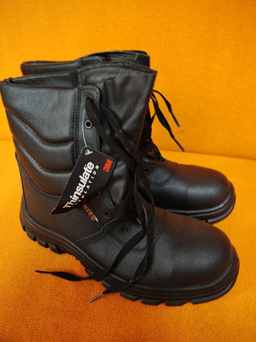 Buty robocze  zimowe  artex  róż 44 nowe