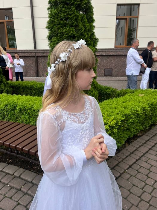 Плаття біле на причастя, урочисту подію