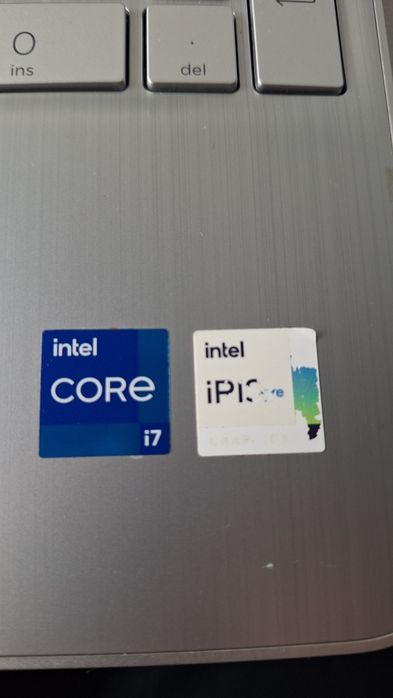 HP 15s | i7 | 16GB RAM | 1TB SSD | Com Fatura