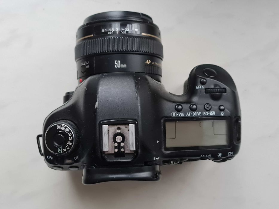 Canon EOS 5D Mark III body Сanon 50мм 1.4 Canon EF 16-35mm f/2.8L II
